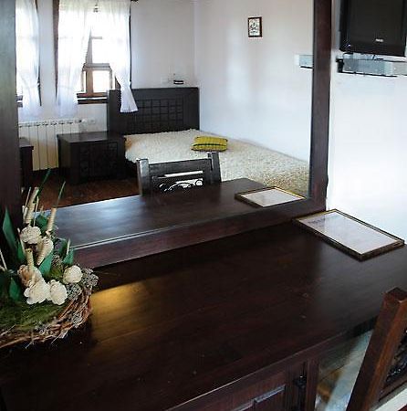 House Of Bardo Hotel Zheravna Bagian luar foto